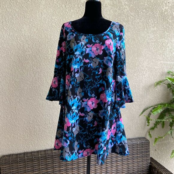 JustFab Womens Dress Size Medium Bell Sleeved Ruffle Black Floral Print Boho NEW - Picture 5 of 10